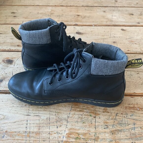 Dr Martens Maelly Boots in Black - Picture 7 of 15